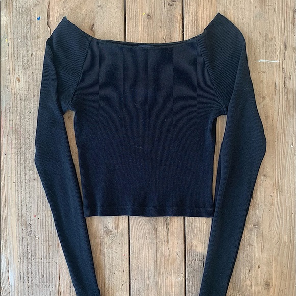 Brandy Melville Tops Brandymelville Off The Shoulder Top Poshmark